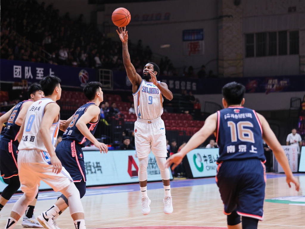 意大利足球队队徽设计解析