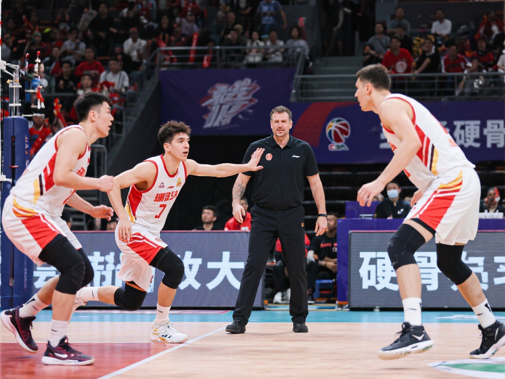 足球世界杯奖杯简易素描图